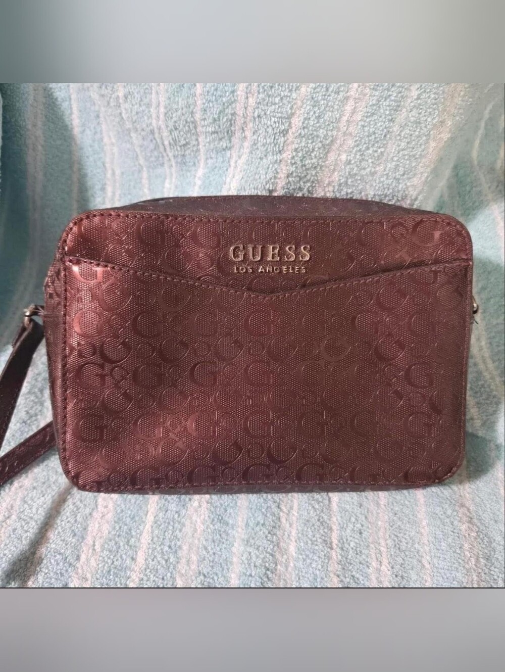 GUESS Los Angeles Women's Wine Logo Jacquard Cosmetic Pouch